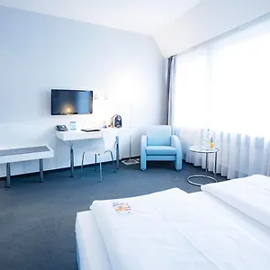 **** Hotel Garner - Checkpoint Charlie By Ihg Německo