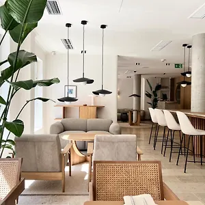 hotel-adelante.find-berlin-hotels.com/