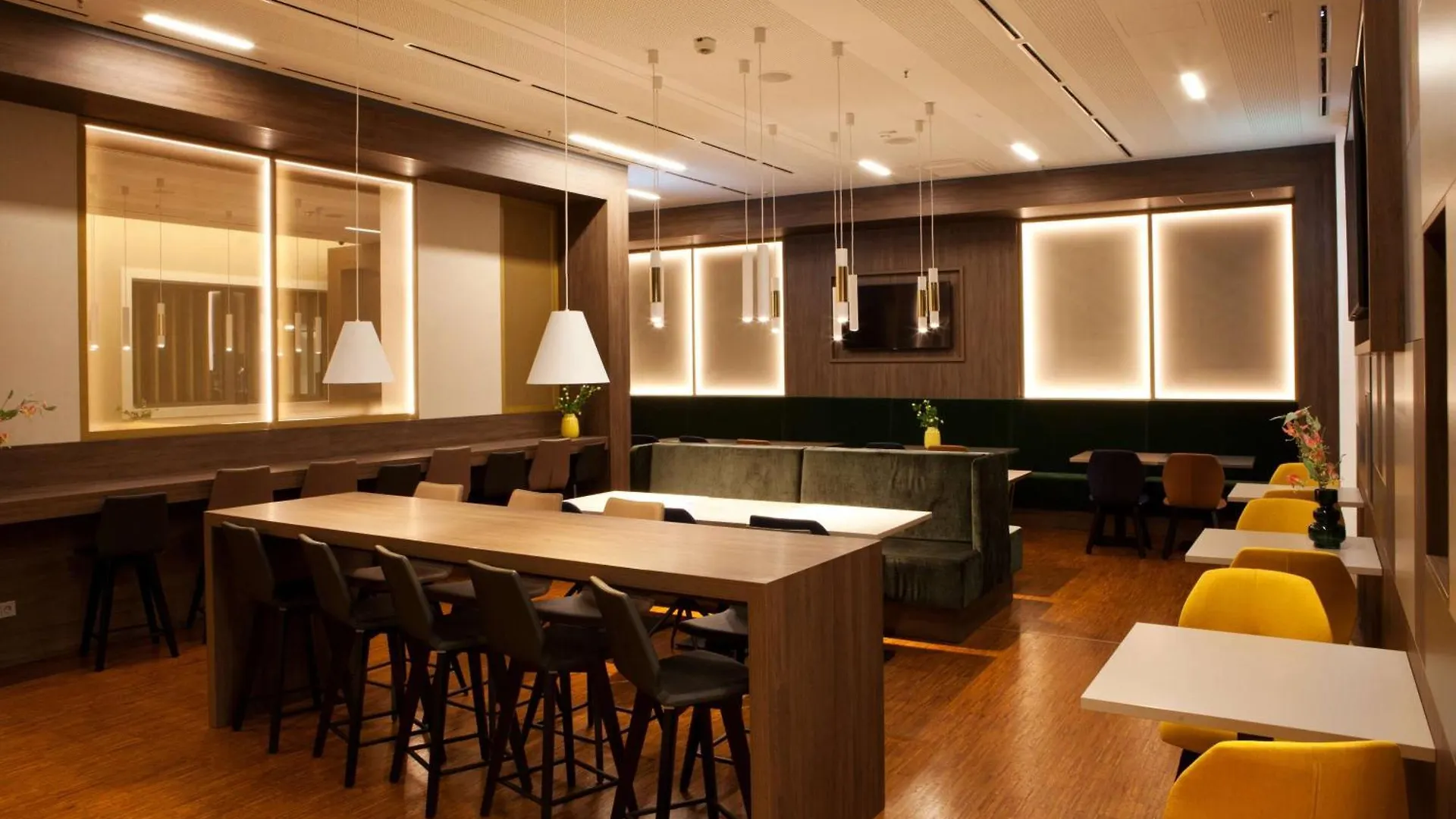 Hampton By Hilton Munich City Center East Hotell
